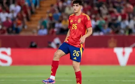 كوبارسي جوهرة برشلونة يعود لمنتخب إسبانيا