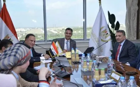 حزب الشعب الجمهوري يقدم لوزير التموين دراسة مبدئية حول التحول للدعم النقدي