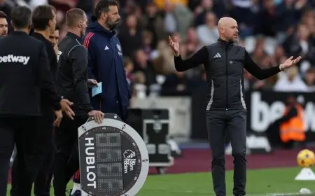 باعتراف ويب.. ركلة الجزاء التي أطاحت بتن هاغ ليست صحيحة