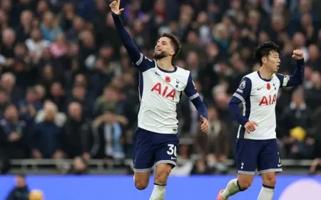 عبارة “كلهم متشابهون” تضع نجم توتنهام أمام عقوبة قاسية