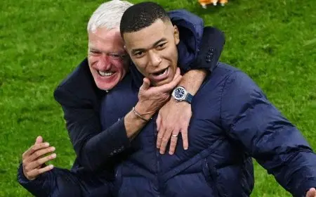 ديشان يتصدى للصحفيين: اتركوا مبابي في سلام