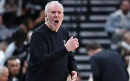 بوبوفيتش أسطورة دوري السلة الأميركي يتعافى من سكتة دماغية