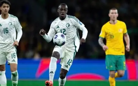 لماذا ألغى الحكم عادل النقبي هدف فوز السعودية على أستراليا؟