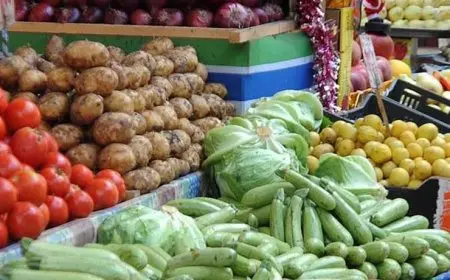 أسعار الخضروات والفاكهة اليوم الجمعة في سوق العبور