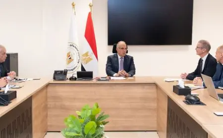 وزير الري يبحث مع مؤسسة متخصصة في الحلول البيئية التعامل مع تحديات ندرة المياه وتغير المناخ