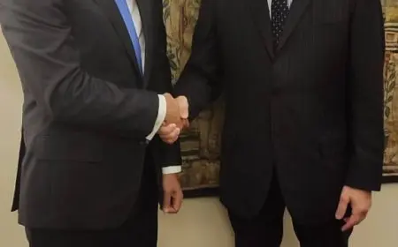 وزير السياحة والآثار يواصل لقاءاته الرسمية ويلتقي بمفوض وكالة السياحة اليابانية