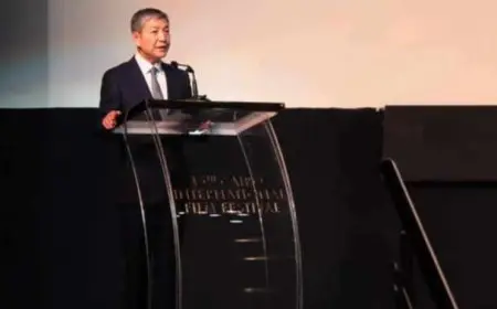 سفير الصين بالقاهرة: الأفلام ناقلة مهمة للتواصل الثقافي بين البلدين