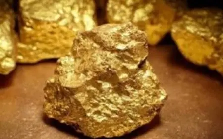 سكرتير شعبة الذهب السابق: السعر الحالي هو آخر هبوط.. والوقت مناسب جدا للشراء