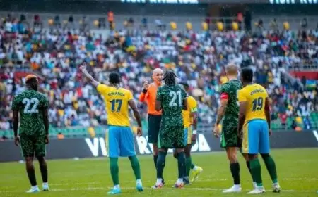 هل تلاعب منتخب نيجيريا من أجل إقصاء ليبيا؟.. «لقطة تثير الجدل»