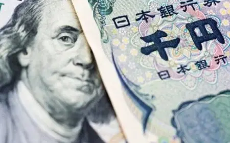 الدولار يتراجع عن أعلى مستوى والين يرتفع