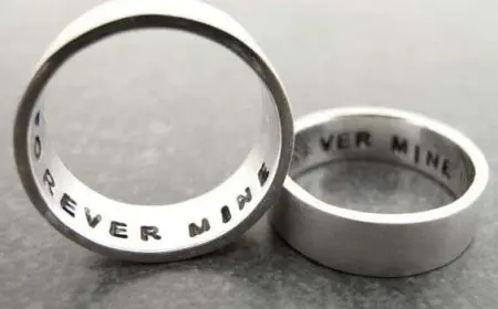 خبيرة طاقة تحذر من كتابة أسماء وتواريخ على دبلة العروسين