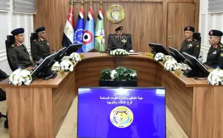 رئيس أركان القوات المسلحة يشهد اختبارات كشف الهيئة بمعهد ضباط الصف المعلمين والمعاهد الصحية