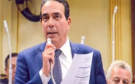 النائب أيمن أبو العلا عن مشروع قانون تنظيم المسئولية الطبية: يحمي المريض والطبيب