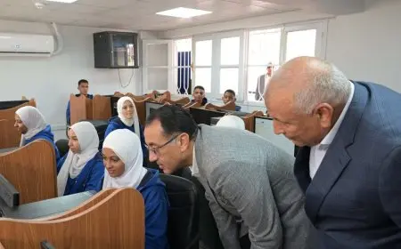 رئيس الوزراء يتفقد مدرسة WE للتكنولوجيا التطبيقية بالوادي الجديد
