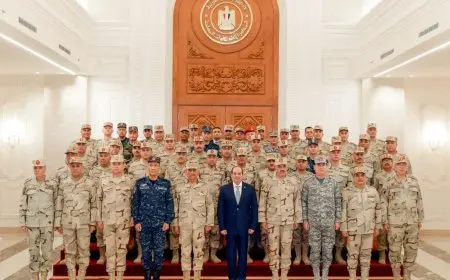 الرئيس السيسي: أطالب قادة الألوية والفرق إبلاغ تحياتي للضباط والجنود