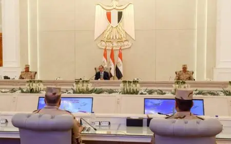 اوعى يا ابني تستخف أو تسخر من غيرك.. الرئيس السيسي يوجه نصيحة هامة لكبار الضباط