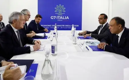 وزير الخارجية يؤكد أهمية النفاذ غير المشروط للمساعدات الإنسانية لقطاع غزة