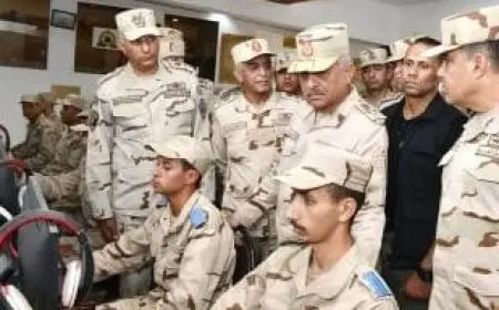 وزير الدفاع يتفقد عددا من وحدات القوات المسلحة المخطط اشتراكها بمهمة للاتحاد الإفريقى