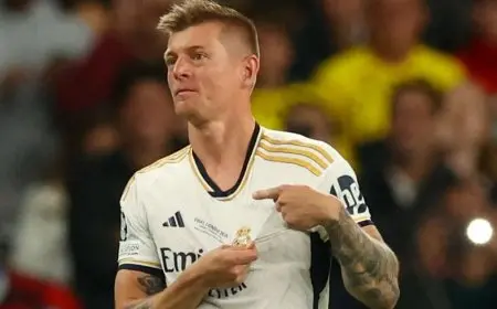 المعتزل توني كروس يتوج بجائزة “اللاعب الذهبي” لعام 2024