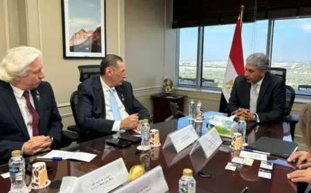 وزير السياحة يبحث مع محافظ روتاري مصر التعاون المشترك في قطاع السياحة والآثار
