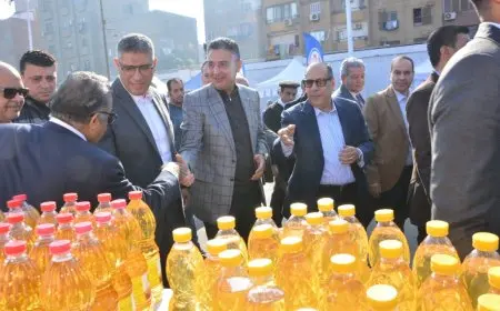 وزير التموين يفتتح سوق اليوم الواحد في إمبابة