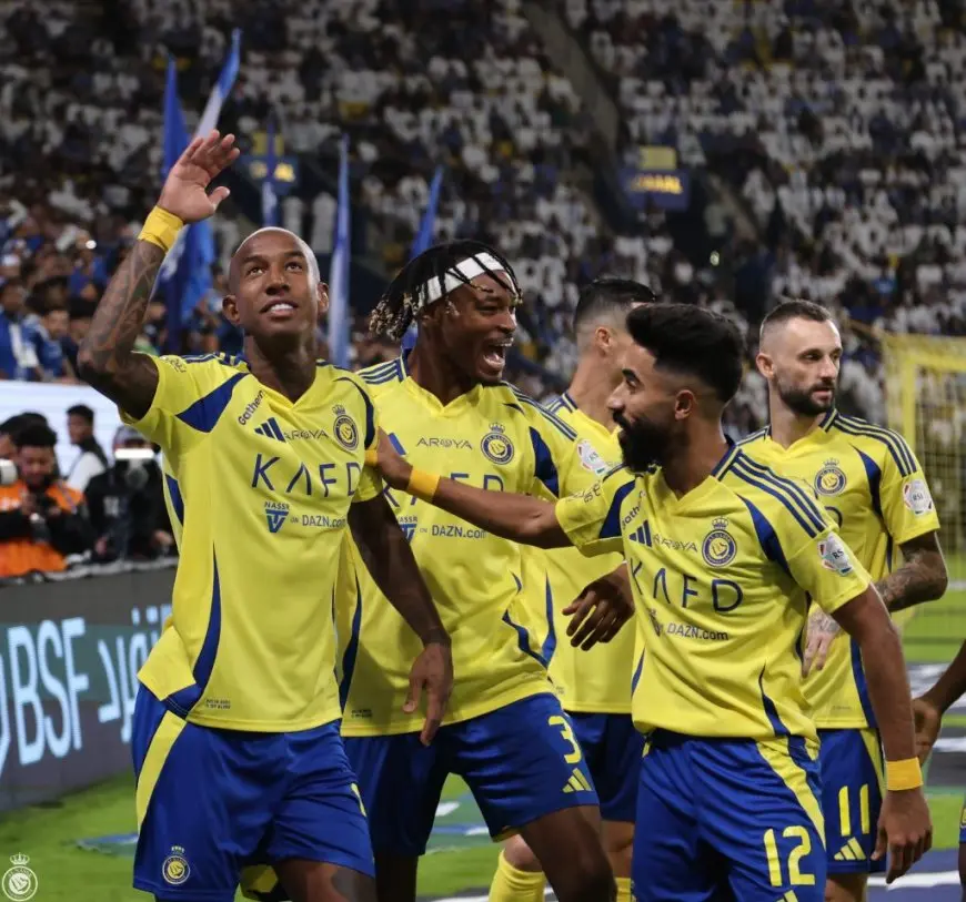 النصر ضد الهلال.. العالمي يحسم الشوط الأول المثير في ديربي الرياض