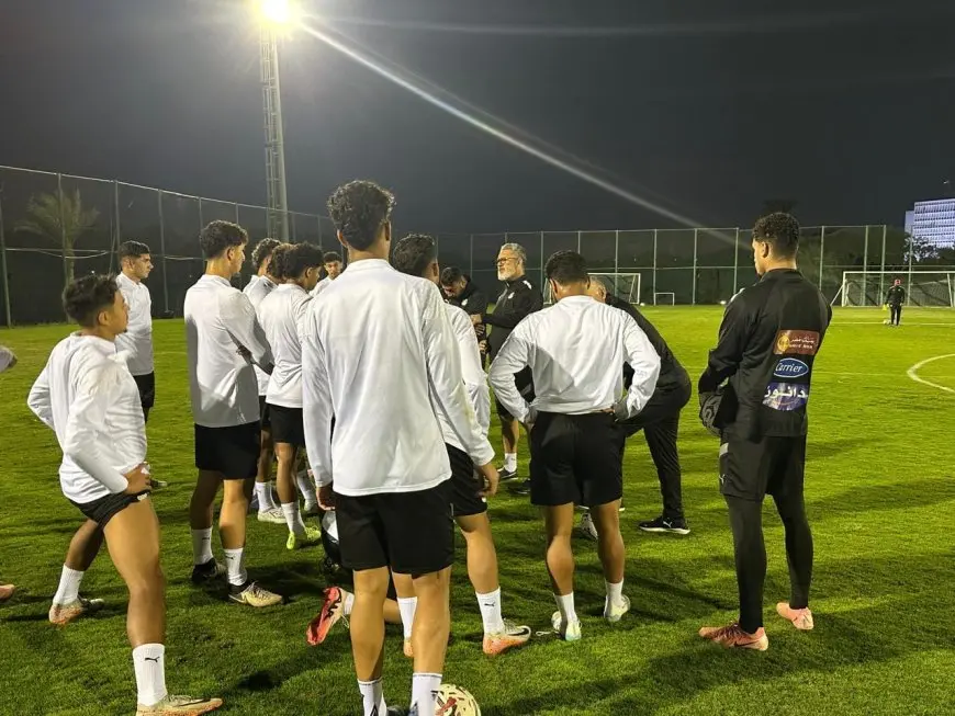 ميكالى يطالب لاعبي منتخب الشباب بالتركيز فى أمام ليبيا