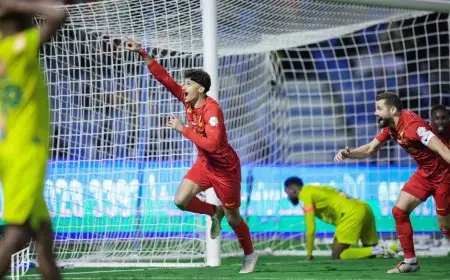 القادسية يفوز على الخليج في الوقت القاتل بالدوري السعودي