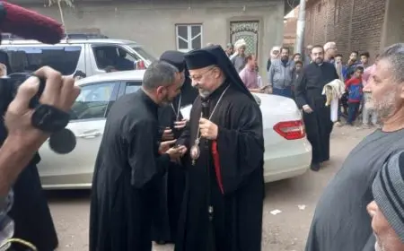 بطريرك الأقباط الكاثوليك في مصر يصل الأقصر لترأس قداس الأحد في كنيسة العذراء بالمريس