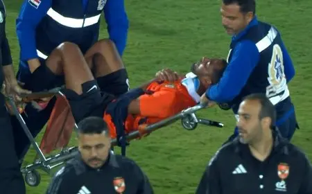 إصابة عنيفة لأحمد ياسر ريان في مباراة الأهلي والبنك