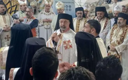 بطريرك الأقباط الكاثوليك يترأس قداس الأحد على أنقاض كنيسة العذراء في الأقصر