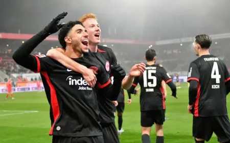 مرموش يقود فرانكفورت لاكتساح هايدينهايم برباعية في الدوري الألماني