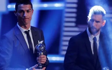 جوائز فيفبرو.. عودة صراع رونالدو وميسي وغياب مفاجئ لصلاح