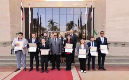 وزير العدل يُكرم عددا من ذوي الهمم لدورهم الفاعل في مشروع المدينة المثالية