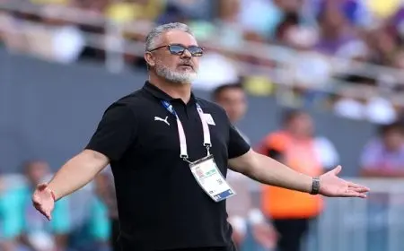 ميكالي يحضر قمة الأهلي والزمالك في بطولة الجمهورية للشباب