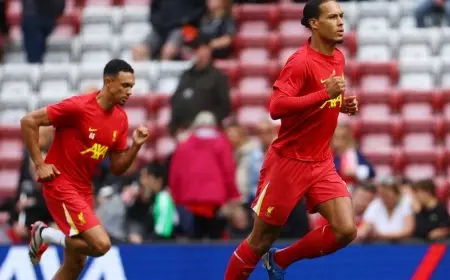 ليفربول يُقدم عرضاً “غير لائق” لتمديد عقد فان دايك