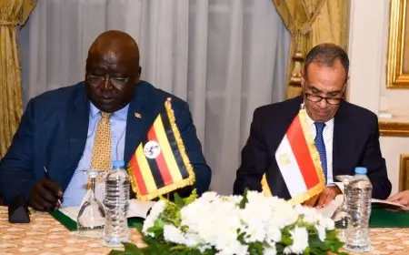 التوقيع على إعلان مشترك بين مصر وأوغندا