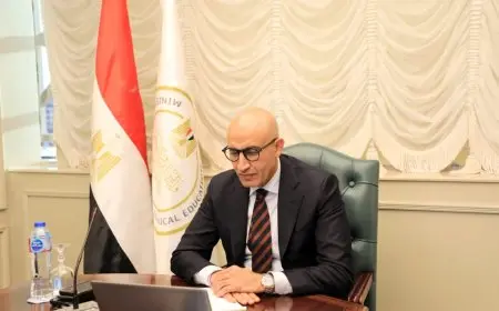 وزير التعليم يبحث موقف عودة اختبارات SAT لطلاب الدبلومة الأمريكية بمصر