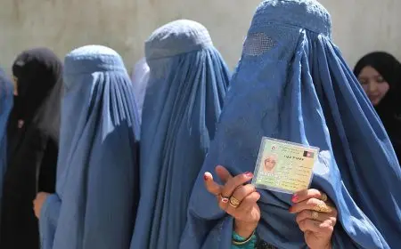 «طالبان» تمنع الفتيات من دراسة الطب والتمريض لمدة 13 سنة