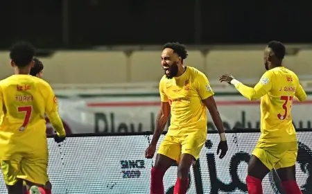 القادسية يقسو على الخلود وفوز ثمين للرياض على العروبة