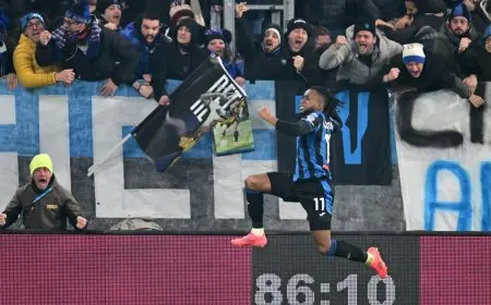 أتالانتا يهزم ميلان وينتزع صدارة الدوري الإيطالي