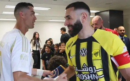 بنزيما بعد لقائه رونالدو: تمنّينا لبعضنا حظاً سعيداً مع ناديينا