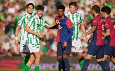 بيتيس يخطف نقطة ثمينة من برشلونة بهدف قاتل