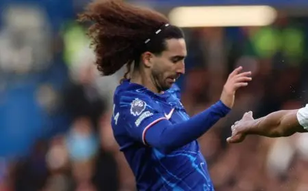 ما سر حذاء مارك كوكوريا في قمة لندن؟