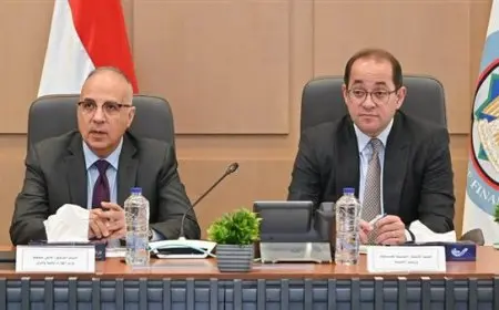 وزيرا الري والمالية يبحثان التنسيق المشترك بين الوزارتين في العديد من الملفات