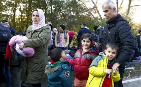 دول عظمى تتمسك باللاجئين السوريين.. هيكملوا معانا