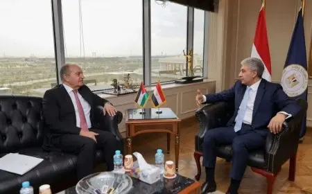 وزير السياحة يبحث مع سفير الأدرن تعزيز التعاون بين البلدين في مجالي السياحة والآثار