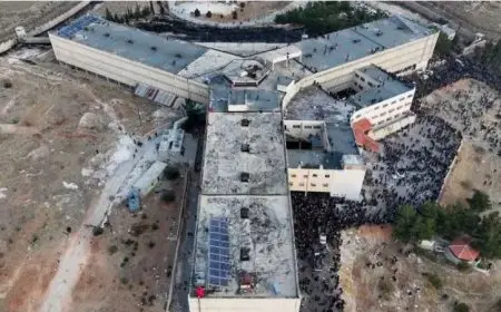 مفاجأة عن السراديب في سجن صيدنايا.. مصطفى بكري يكشف الحقيقة الكاملة