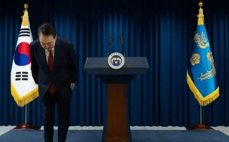 كوريا الجنوبية تعزل رئيسها بسبب قرار إعلان الأحكام العرفية