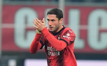 قائد ميلان دافيدي كالابريا يطالب باحترامه بعد انتقادات المدرب